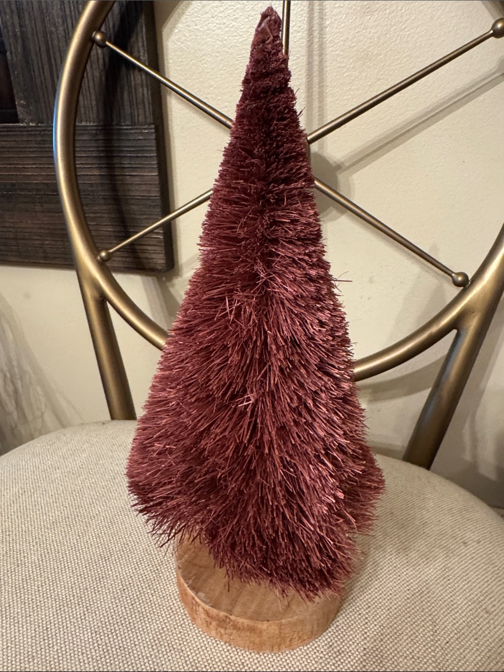 - Anthropologie Sisal Brush Tree 🌲